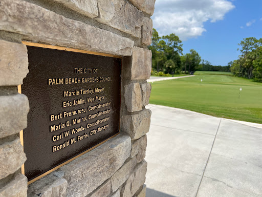 Golf Course «Sandhill Crane Golf Club, a Palm Beach Gardens Signature Facility», reviews and photos, 11401 Northlake Blvd, Palm Beach Gardens, FL 33412, USA