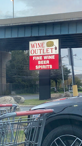 Wine Store «Wine Outlet», reviews and photos, 10 Meadowlands Pkwy, Secaucus, NJ 07094, USA