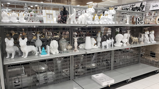 Clothing Store «Burlington Coat Factory», reviews and photos, 30 W Rand Rd, Arlington Heights, IL 60004, USA