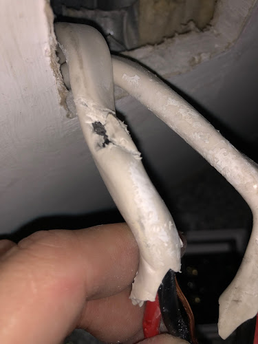Comments and reviews of vco clapham electrician