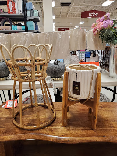 Department Store «T.J. Maxx», reviews and photos, 185 Union St, Waterbury, CT 06706, USA