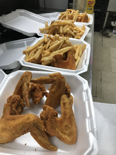 Grocery Store «Clay Street Market», reviews and photos, 501 N 30th St, Richmond, VA 23223, USA