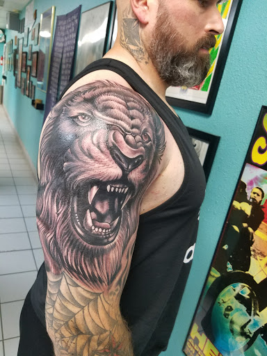 Tattoo Shop «Think Ink Tattoos», reviews and photos, 21626 Ventura Blvd, Woodland Hills, CA 91364, USA