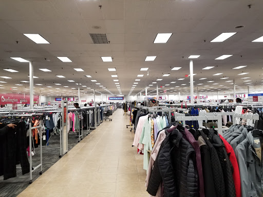 Clothing Store «Burlington Coat Factory», reviews and photos, 705 Granite St, Braintree, MA 02184, USA