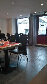 Atmosphère du Restaurant italien L'Imprevu à Orgerus - n°3