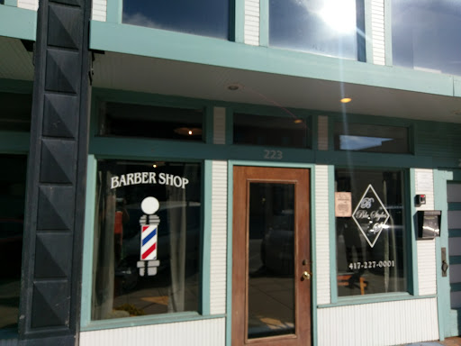 Barber Shop «Blu Styles», reviews and photos, 223 E Commercial St, Springfield, MO 65803, USA