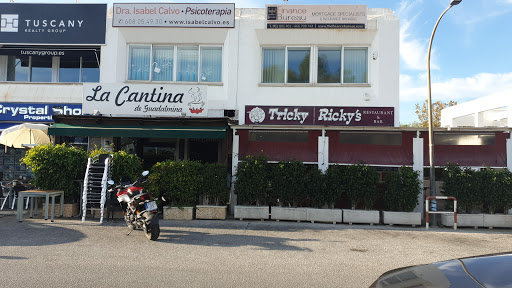 Tricky Ricky's Restaurant & Bar