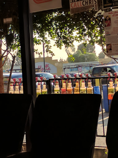 Car Wash «Classic Car Wash», reviews and photos, 18470 Devonshire St, Northridge, CA 91325, USA