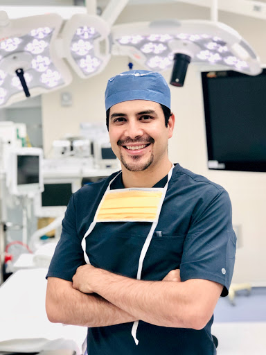 Dr. Omar Ortega - Oncólogo en Cancún - Azura