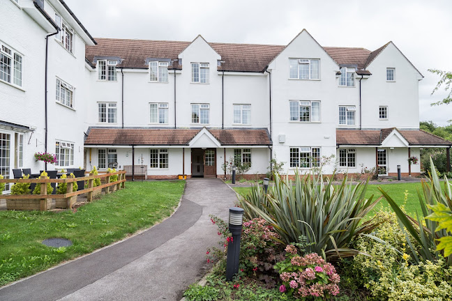 Reviews of Barchester - White Lodge Care Home in Swindon - Retirement home