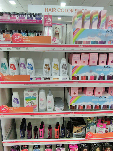 Hair Salon «Ulta Beauty», reviews and photos, 7211 Coastal Blvd, Brooksville, FL 34613, USA