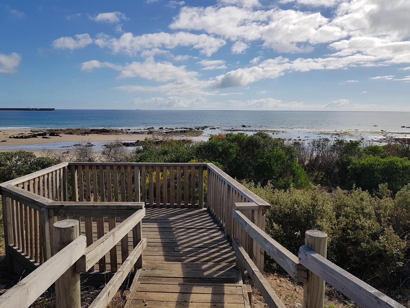 Foto di Wivenhoe Beach con dritto e lungo