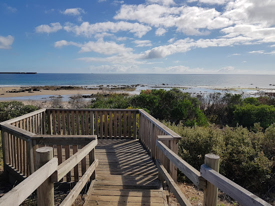 Wivenhoe Beach