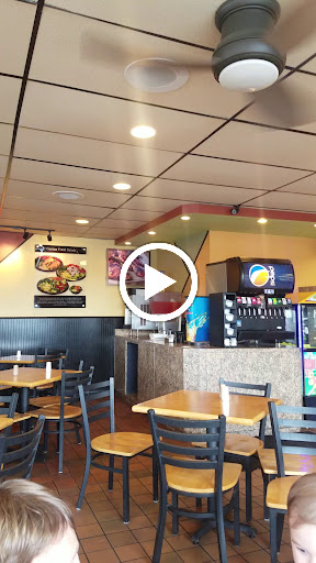 American Restaurant «Golden Chick», reviews and photos, 1010 N Austin Ave, Georgetown, TX 78626, USA