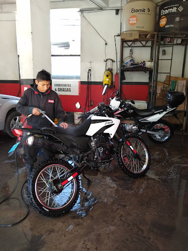 Opiniones de Lubricentro Reynaldos en Arequipa - Servicio de lavado de coches