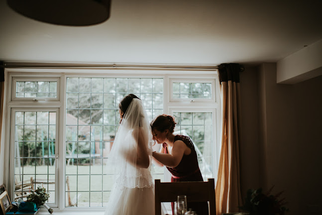 Beth Beresford Photography - Suffolk Wedding Photographer & Lifestyle Family Photographer - Photography studio