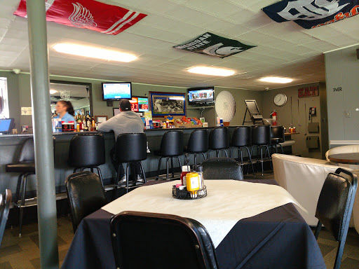 Golf Club «Maple Lane Golf Club», reviews and photos, 33203 Maple Ln Dr, Sterling Heights, MI 48312, USA