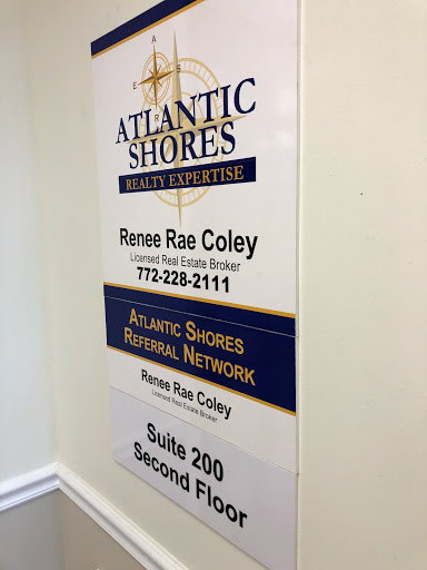 Moving Company «White Glove Moving, Storage & Delivery», reviews and photos, 2175 45th St, Vero Beach, FL 32967, USA