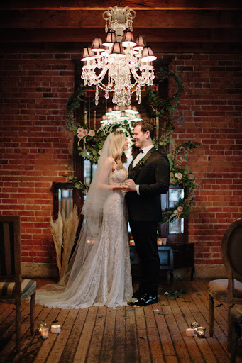 Bridal Shop «La Soie Bridal», reviews and photos, 2381 Fair Oaks Blvd, Sacramento, CA 95825, USA