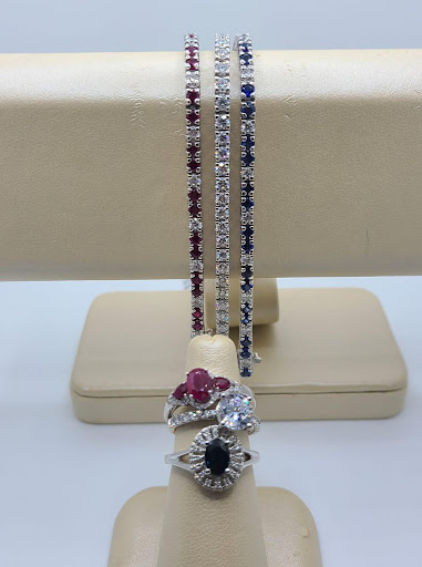 Jewelry Store «Sawyer Jewelers», reviews and photos, 134 N Leroy St #1, Fenton, MI 48430, USA