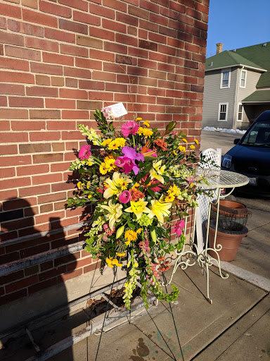 Florist «Buss Flower Shop», reviews and photos, 322 N Milwaukee Ave, Libertyville, IL 60048, USA