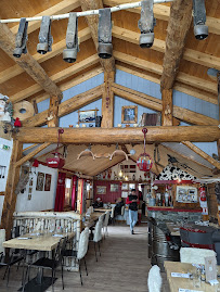 Atmosphère du Restaurant Le Corbeleys à Les Belleville - n°13