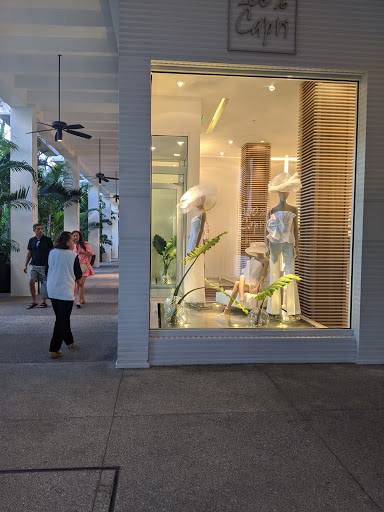 Department Store «Saks Fifth Avenue», reviews and photos, 9700 Collins Ave, Bal Harbour, FL 33154, USA