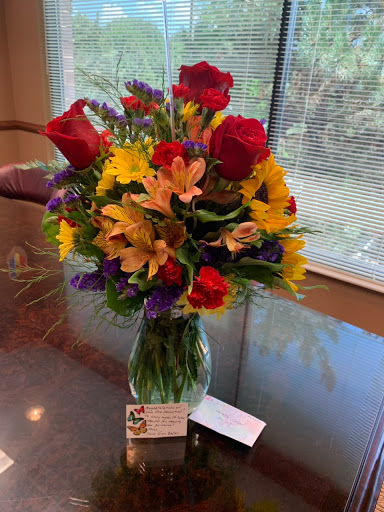 Florist «Flowers of Lisle», reviews and photos, 4728 Main St, Lisle, IL 60532, USA