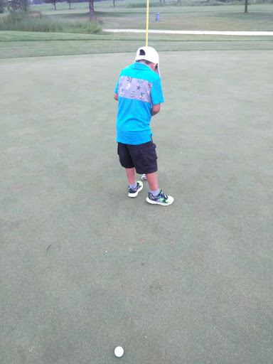 Golf Course «Boone Creek Golf Course», reviews and photos, 6912 Mason Hill Rd, Bull Valley, IL 60050, USA