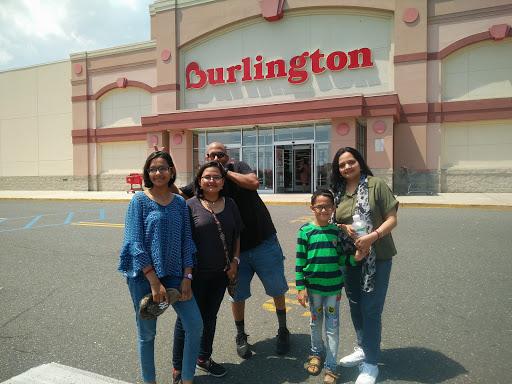 Shopping Mall «Seaview Square Shopping Center», reviews and photos, 1000 NJ-66, Ocean Township, NJ 07712, USA