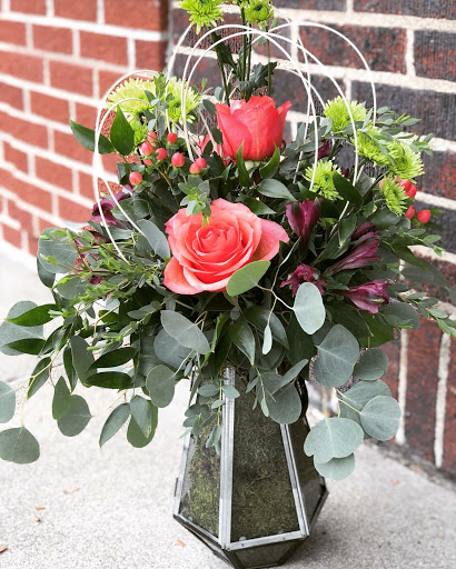 Florist «Kearney Floral Co», reviews and photos, 210 W 21st St, Kearney, NE 68845, USA