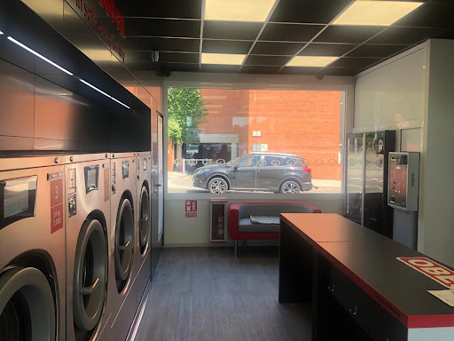 Lavandería Autoservicio Speed Queen
