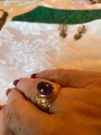 Jewelry Store «Victoriana Antique & Fine Jewelry», reviews and photos, 1417 Larimer St, Denver, CO 80202, USA