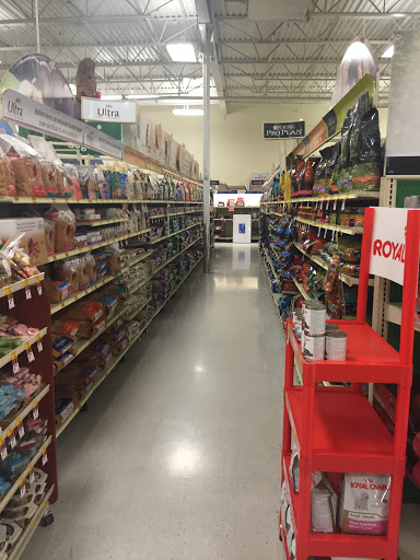 Pet Supply Store «PetSmart», reviews and photos, 2477 Naglee Rd, Tracy, CA 95304, USA