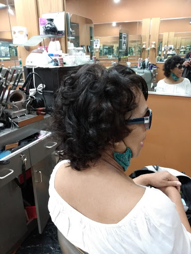 Hair Salon «Bruno Salon», reviews and photos, 30598 Southfield Rd, Southfield, MI 48076, USA