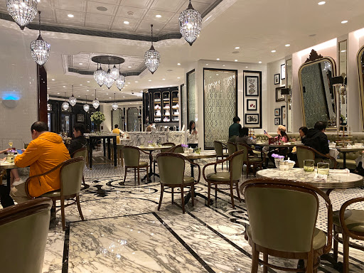 The Ritz-Carlton Cafe