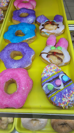 Donut Shop «Happy Donuts», reviews and photos, 2741 Virginia Pkwy, McKinney, TX 75071, USA