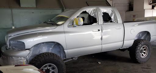 Auto Body Shop «Maaco Collision Repair & Auto Painting», reviews and photos, 2035 E Carson St, Long Beach, CA 90807, USA