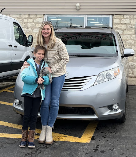 Used Car Dealer «Conway Imports Auto Sales», reviews and photos, 615 E Lake St, Streamwood, IL 60107, USA