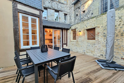 LA CABANE DE CHAMPLAIN à Honfleur