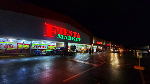 Mexican Grocery Store «Fiesta Market», reviews and photos, 939 E Irving Park Rd, Streamwood, IL 60107, USA