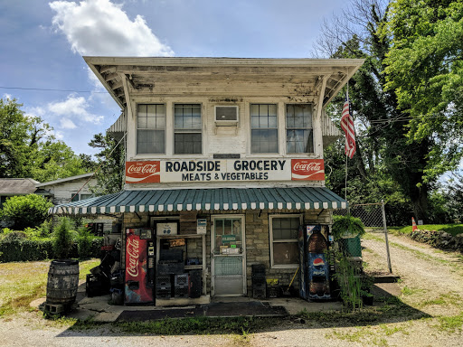 Grocery Store «Roadside Grocery», reviews and photos, 18104 Shelbyville Rd, Fisherville, KY 40023, USA