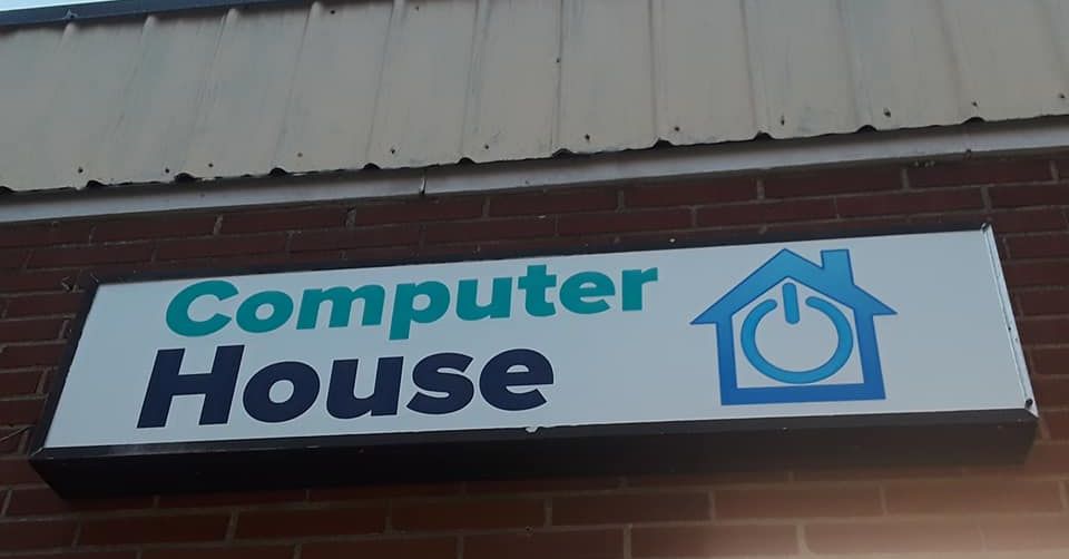 Computer House