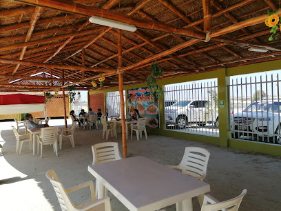 Restaurant Turístico parkos - V862+J52, Autop. del Sol, Piura 20000, Peru