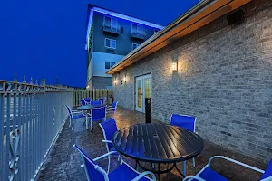 Holiday Inn Express & Suites Jenks, an IHG Hotel image