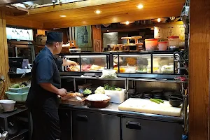 Ze Shi Izakaya Restaurant image