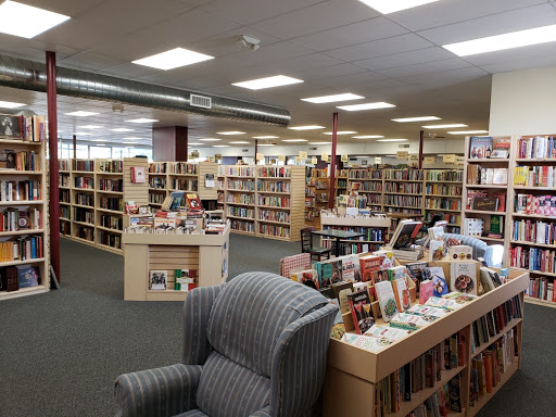 Used Book Store «Book-A-Holic Inc», reviews and photos, 924 S Oliver St, Wichita, KS 67218, USA