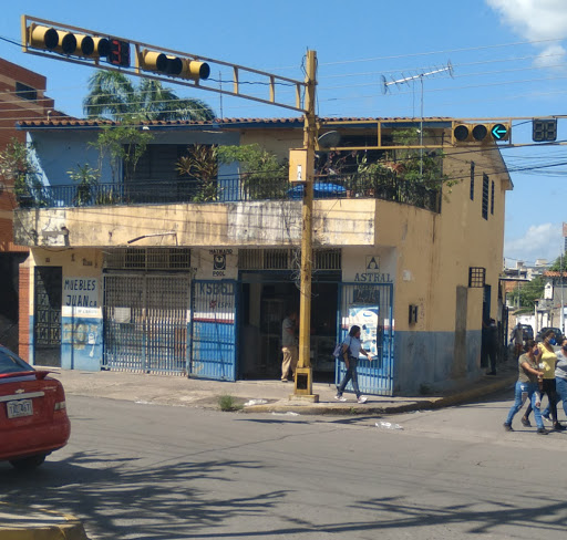 Swimming pool shops in Maracay