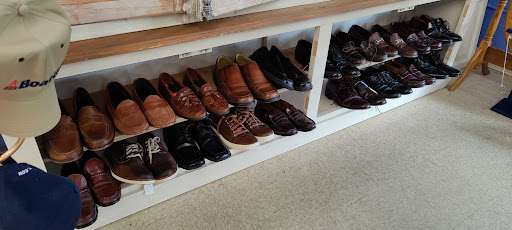 Clothing Store «Furry Friends Thrift», reviews and photos, 615 W Indiantown Rd, Jupiter, FL 33458, USA