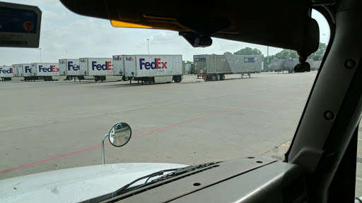 Warehouse «FedEx Freight Warehouse», reviews and photos, 3100 S Belt Line Rd, Irving, TX 75062, USA
